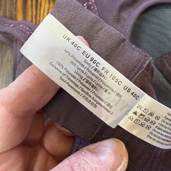 Syrokan Sports Bra Adjustable High impact Padded Racerback Running Bra Size 40C - Picture 11 of 12